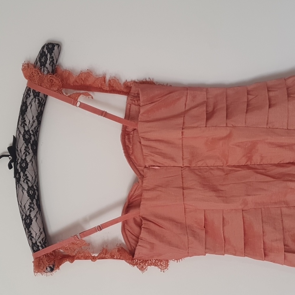 Apricot Lace Dress Size 10 approx - Picture 5 of 7